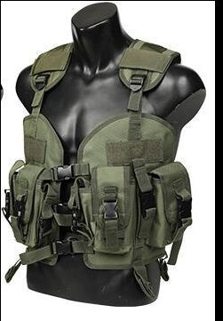 The Last Aztec, Tactical Vest Water Bag Camouflage Combat Vest
