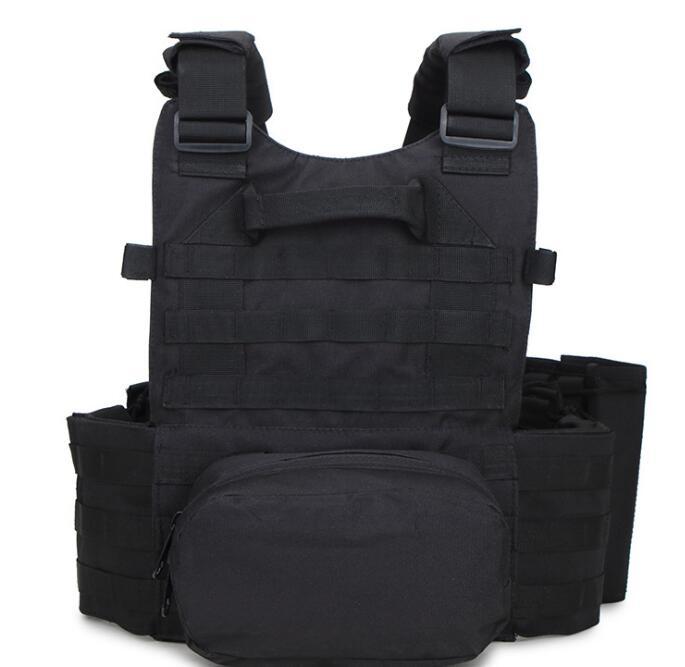 The Last Aztec, Get one Size Bigger Than Your Regular Size, Military Vest Hunting Tactical Plate Carrier Vest