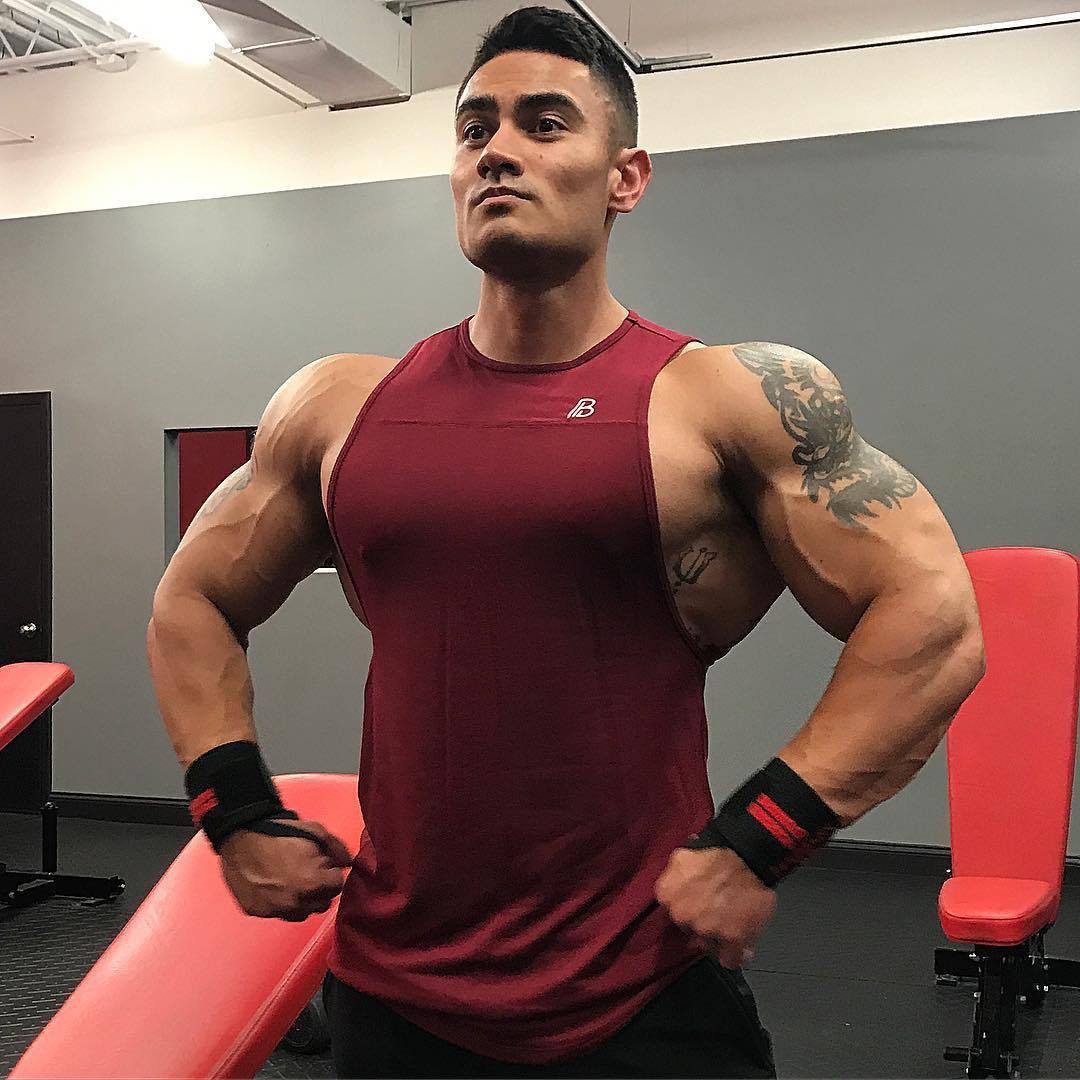 The Last Aztec, Fitness vest