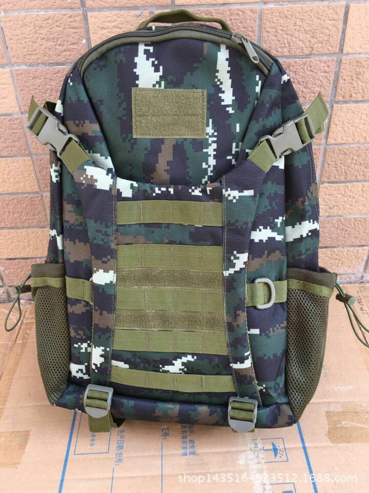 The Last Aztec, Outdoor sports backpack camping camouflage backpack