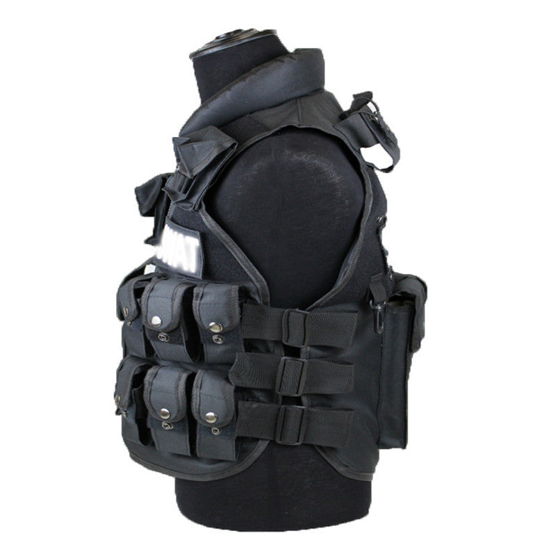 The Last Aztec, Secret Tactical Vest