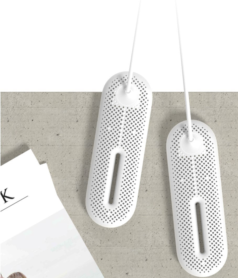 The Last Aztec, Footwear drying device in winter