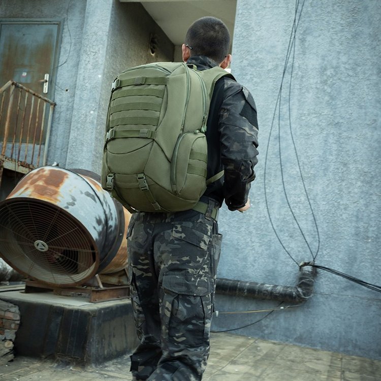 The Last Aztec, Tactical Outdoor Army Fan Mountaineering Backpack