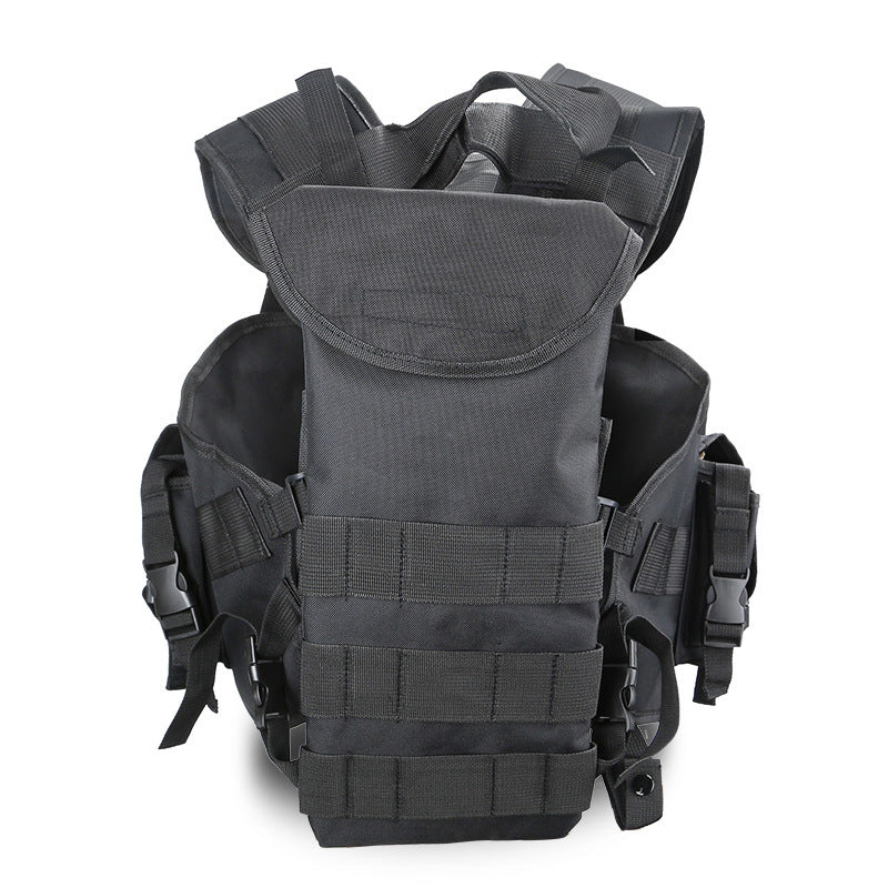 The Last Aztec, Tactical Vest Water Bag Camouflage Combat Vest
